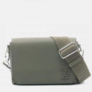 Pre Owned Louis Vuitton Takeoff Messenger Shoulder Bag Aerogram Leather Green