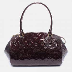 مملوكة مسبقًا Louis Vuitton Sherwood Monogram Vernis Amarante GM Shoulder Bag