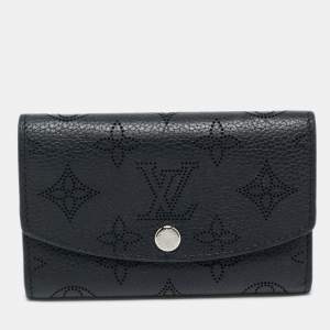 Pre Owned Louis Vuitton Black Mahina Leather Iris Compact Wallet