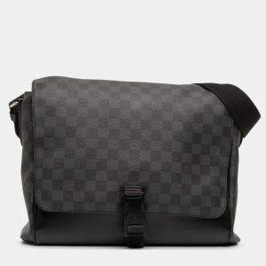 Pre Owned Louis Vuitton Black Damier Graphite Skyline Messenger MM