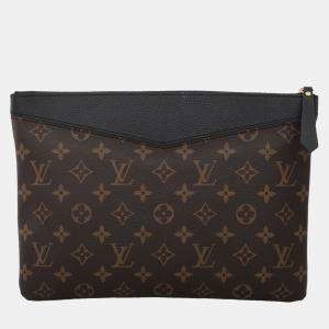 Pre Owned Louis Vuitton Monogram Daily Pouch