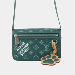 مملوكة مسبقًا Louis Vuitton Green Monogram Heritage Bosphore Wearable Wallet