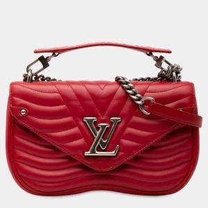 مملوكة مسبقًا Louis Vuitton Red New Wave Chain Bag MM