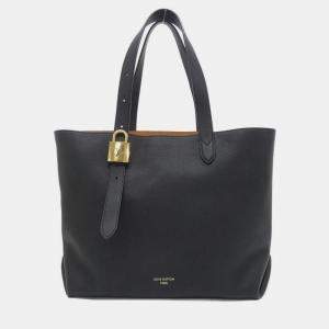 مملوكة مسبقًا Louis Vuitton Lowkey Cabas Mm Handbag