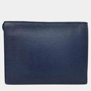 مملوكة مسبقًا Louis Vuitton Blue Leather Epi Pochette Toilette 26
