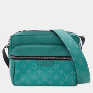 مملوكة مسبقًا حقيبة لوي فيتون تايجراما مونوجرام أخضر رسول في الهواء الطلق