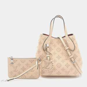 مملوكة مسبقًا Louis Vuitton Blossom Pm Mahina Handbag Leather Beige