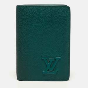 مملوكة مسبقًا Louis Vuitton Aerogram Green Leather Pocket Organizer
