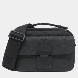 مملوكة مسبقًا Louis Vuitton Taurillon Monogram S-Lock Messenger Shoulder Bag