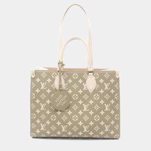 مملوكة مسبقًا Louis Vuitton On The Go Mm Tote Bag Monogram Empreinte Leather Khaki And Ivory