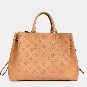 مملوكة مسبقًا Louis Vuitton Camel Mahina Leather Bella 3-Way Tote