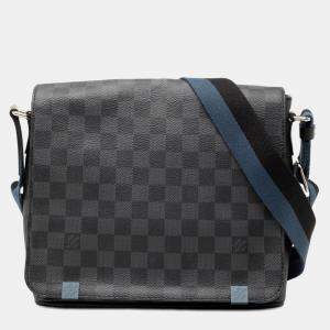 مملوكة مسبقًا Louis Vuitton Black Damier Graphite District NM PM