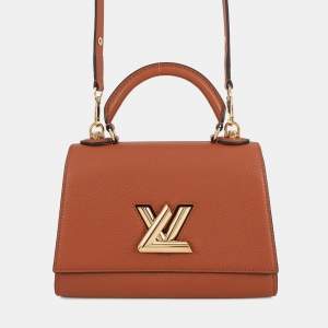 مملوكة مسبقًا Louis Vuitton Twist One Handle Caramel Taurillon Leather Size Pm