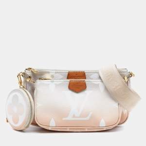 مملوكة مسبقًا Louis Vuitton Brown Monogram Giant By The Pool Multi Pochette Accessoires