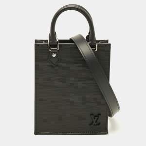 مملوكة مسبقًا حقيبة لوي فيتون بيتيت ساك بليت كانفاس مونوغرامية