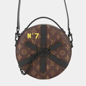 مملوكة مسبقًا Louis Vuitton Black Brown Monogram Wheel Box