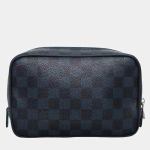 مملوكة مسبقًا Louis Vuitton Damier Graphite Toilet Pouch PM