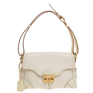 مملوكة مسبقًا Louis Vuitton White Suhali Leather L'Essentiel PM Bag