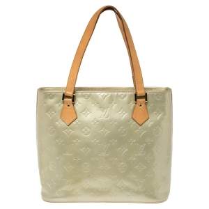 مملوكة مسبقًا Louis Vuitton MInt Green Monogram Vernis Houston Bag