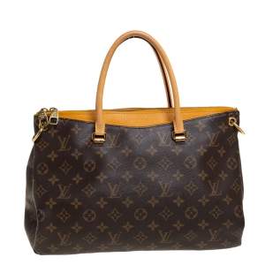مملوكة مسبقًا Louis Vuitton Saffron Monogram Canvas Pallas Bag