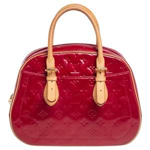 Pre Owned Louis Vuitton Pomme D’amour Vernis Summit Drive Bag