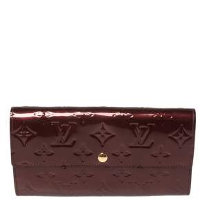 مملوكة مسبقًا Louis Vuitton Rouge Fauviste Monogram Vernis Leather Sarah Wallet