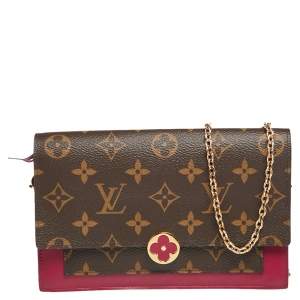 مملوكة مسبقًا Louis Vuitton Fuchsia  Monogram Canvas Flore Wallet on Chain