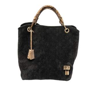 مملوكة مسبقًا Louis Vuitton Black Monogram Embossed Suede Limited Edition Kohl Whisper Bag