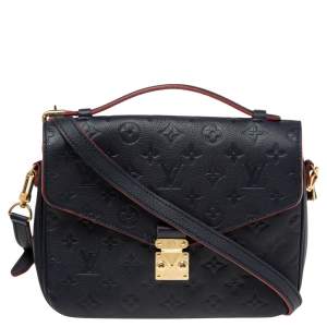 مملوكة مسبقًا حقيبة لوي فيتون بوشيت ميتيس جلد إمبرينت مونوغرامي أزرق 