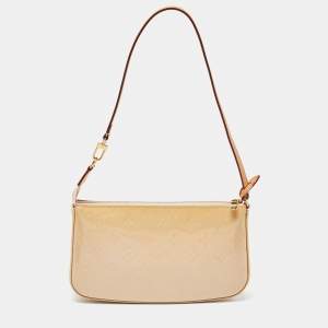 Pre Owned Louis Vuitton Rose Angelique Monogram Vernis Pochette Accessoires 