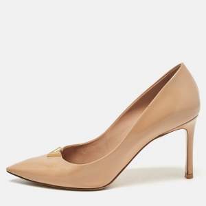 Louis Vuitton Beige Patent Heart Breaker Pumps Size 39