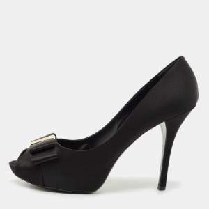 مملوكة مسبقًا Louis Vuitton Black Satin Bow Peep Toe Pumps Size 40.5