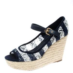Pre Owned Louis Vuitton Blue/White Fabric and Mesh Open Toe Wedge Espadrille Sandals Size 39.5