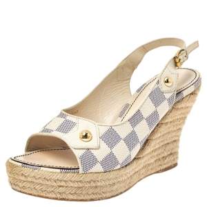 مملوكة مسبقًا صندل لوي فيتون بفتحة كعب و بكعب روكي و بنعل سميك كانفاس دامييه أزرق سماوي مقاس 38