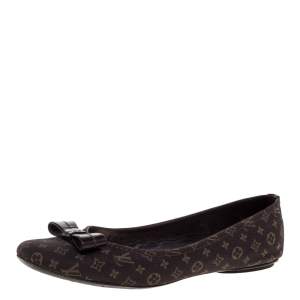 مملوكة مسبقًا Louis Vuitton Brown Mini Lin Monogram Canvas And Patent Bow Grenadine Ballet Flat Size 40.5