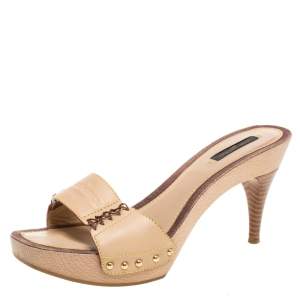 Pre Owned صندل سلايد لوي فيتون خشبي جلد بيج مقاس 37.5