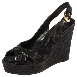 مملوكة مسبقًا Louis Vuitton Black Monogram Denim And Patent leather Bastille Espadrille Wedge Sandals Size 37