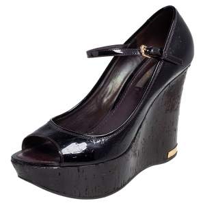 مملوكة مسبقًا Louis Vuitton Black Monogram Vernis Leather Wedge Sandals Size 39