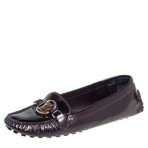 Pre Owned Louis Vuitton Burgundy Patent Leather Dauphine Loafers Size 40.5
