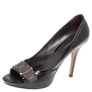 مملوكة مسبقًا Lousi Vuitton Burgundy Patent Leather Monogram Open Toe Pumps Size 39