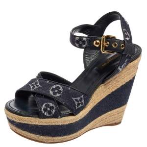 مملوكة مسبقًا Louis Vuitton Blue Criss Cross Denim Ankle Strap Platform Wedge Sandals Size 38