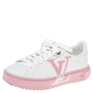مملوكة مسبقًا Louis Vuitton White/Pink Leather Logo Time Out Sneakers Size 37