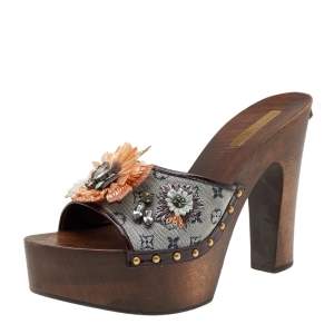 Louis Vuitton Grey/Burgundy Monogram Mini Lin And Patent Leather Raffia Flower Platform Clog Sandals Size 40