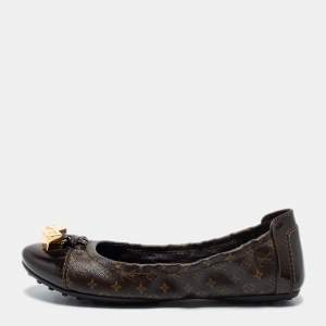 Pre Owned Louis Vuitton Monogram Canvas and Leather Cap-Toe Dice Ballet Flats Size 36.5