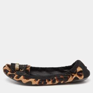 Pre Owned Louis Vuitton Tricolor Leopard Print Calf Hair and Suede Tassel Scrunch Loafers Size 40