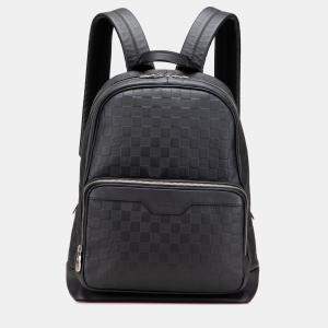 ```json
[{ "name": "Louis Vuitton Damier Infini Campus", "name_ar": "لويس فيتون داميي إنفيني كامبوس" }]
```