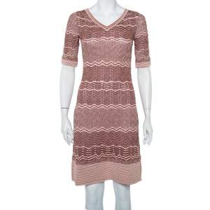 مملوكة مسبقًا فستان إم ميزوني قصير تريكولوؤيكس مزخرف وردي مقاس وسط (ميديوم)