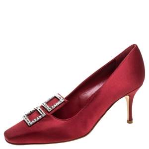 Pre Owned Manolo Blahnik Red Satin Crystal Embellished Repipe Pumps Size 37.5