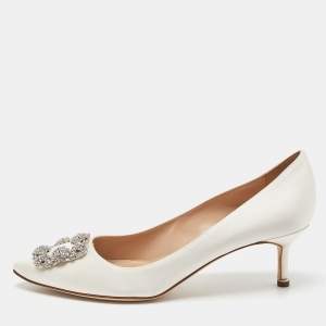 Manolo Blahnik White Satin Hangisi Pumps Size 40.5