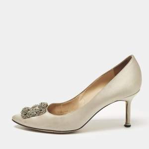Pre Owned Manolo Blahnik Grey Satin Hangisi Crystal Embellished Pumps Size 39